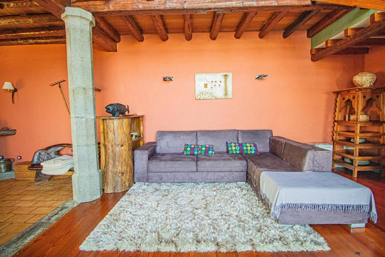 Mountain Hideaway House In Moya