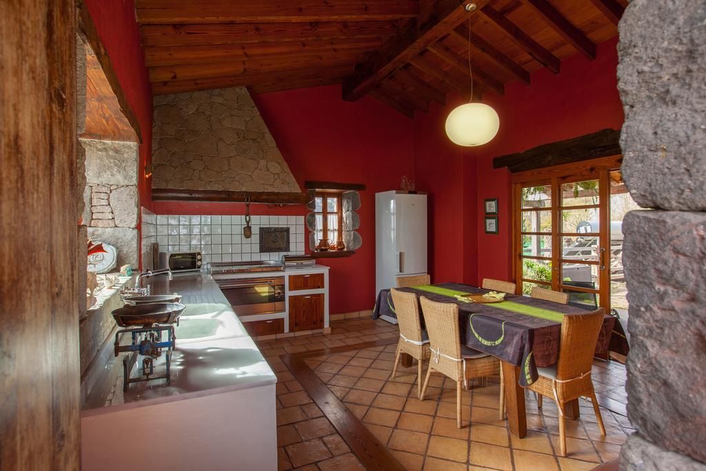 Mountain Hideaway House In Moya *